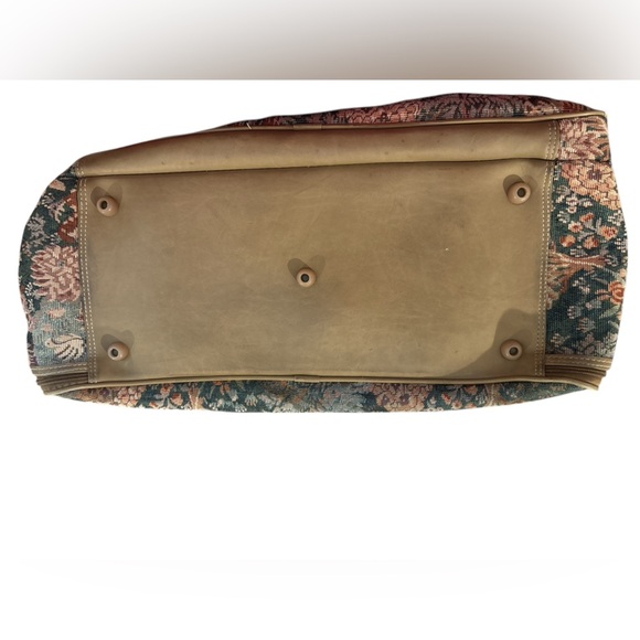 Capezio Brown and Tan Travel Bag with Vintage Tapestry Design Tan Leather Trim. - Picture 4 of 9